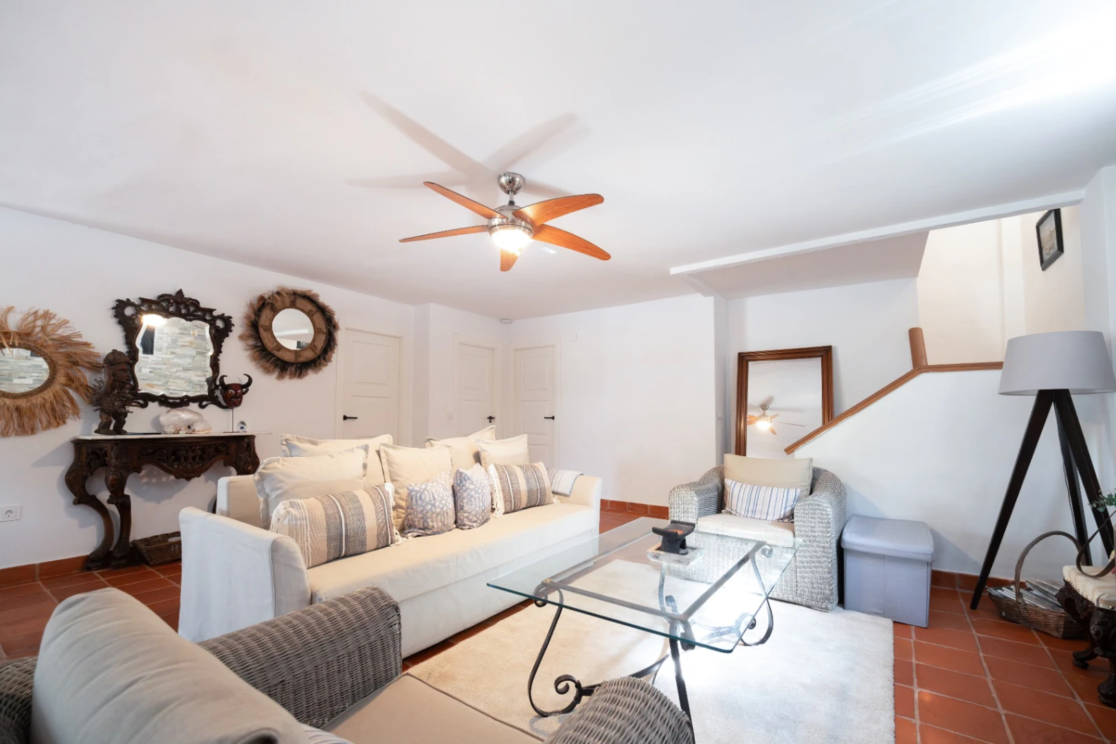 Chalet exclusivo con gran parcela y piscina junto a La Eliana, Valencia