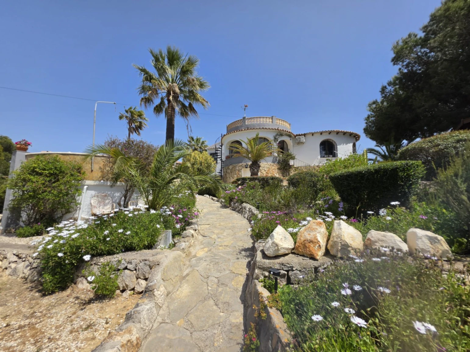 Encantadora villa en la prestigiosa zona de Balcón al Mar, Jávea