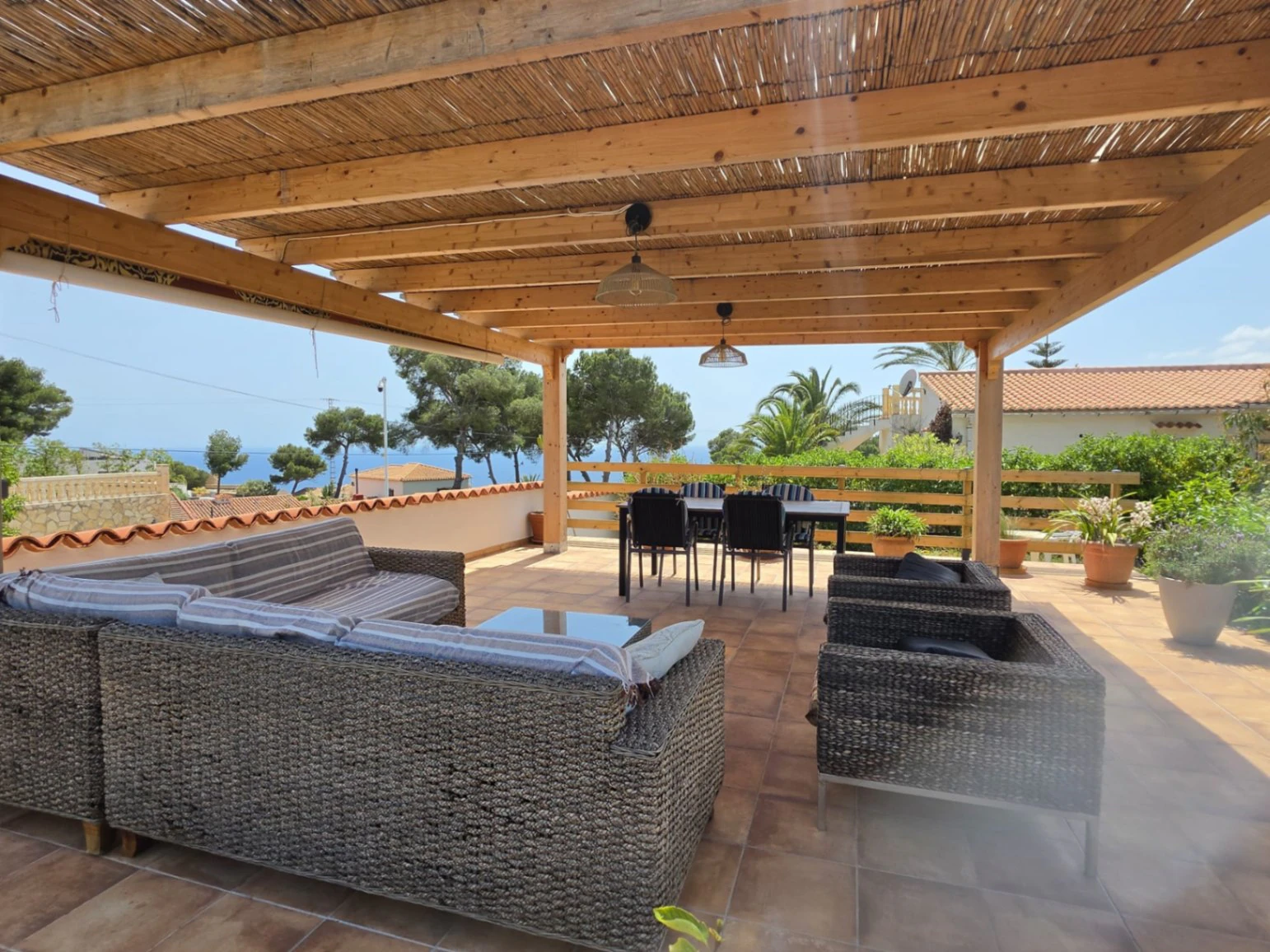 Encantadora villa en la prestigiosa zona de Balcón al Mar, Jávea