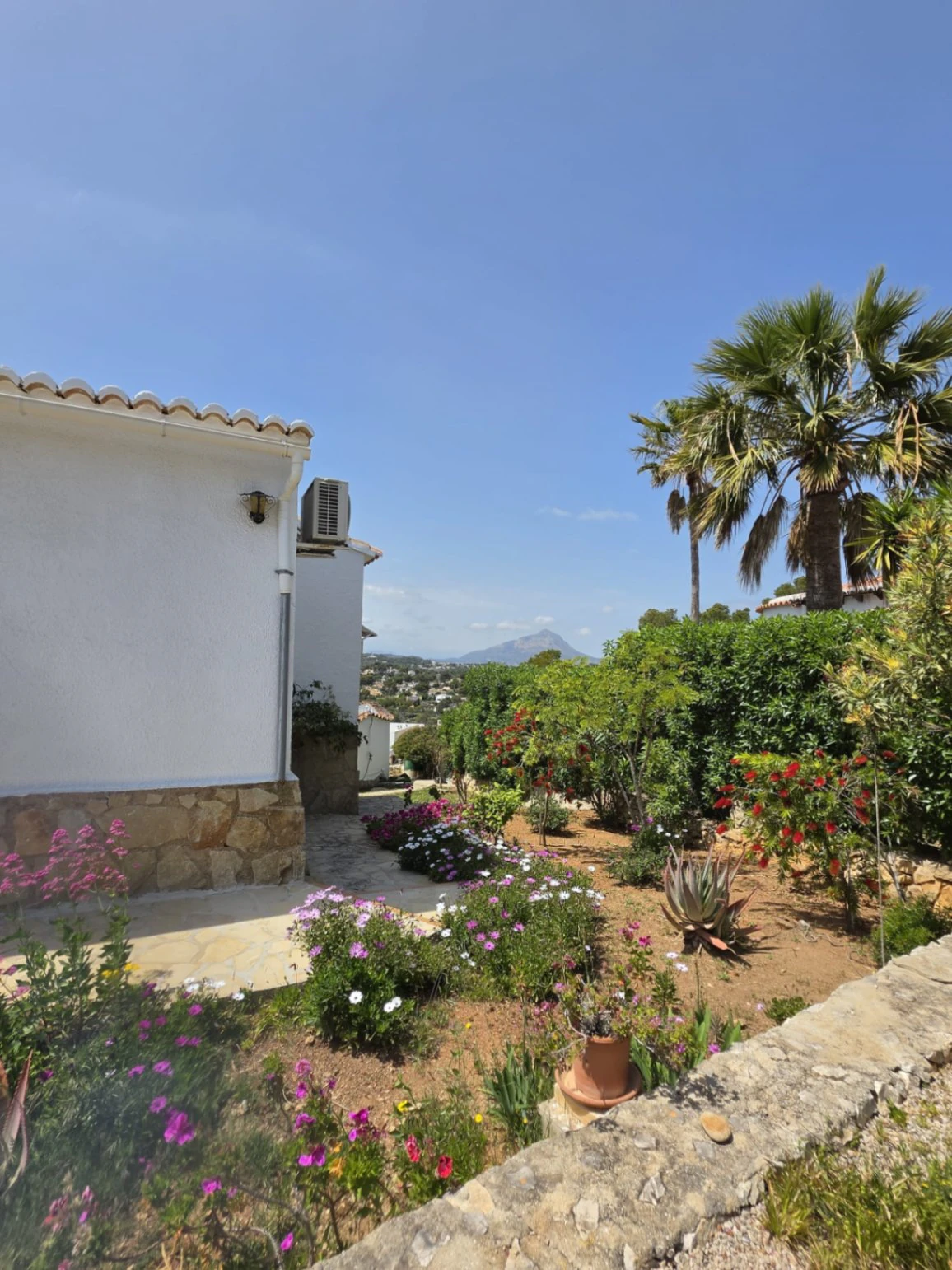 Encantadora villa en la prestigiosa zona de Balcón al Mar, Jávea