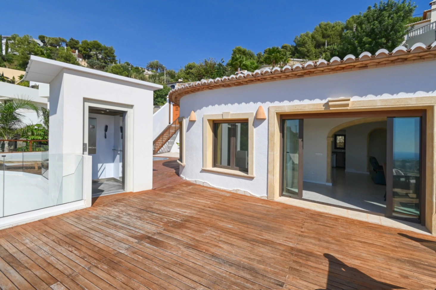 . DOS VILLAS +  APARTAMENTO DE INVITADOS . MORAIRA. VISTAS AL MAR