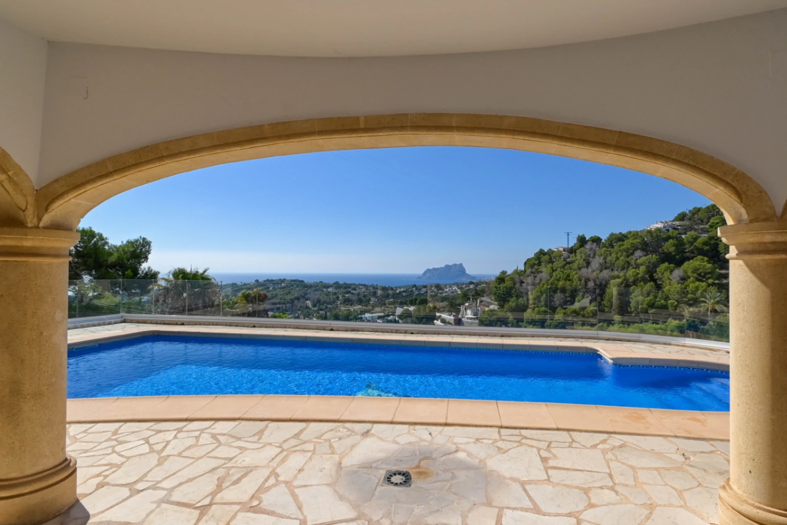 . DOS VILLAS +  APARTAMENTO DE INVITADOS . MORAIRA. VISTAS AL MAR