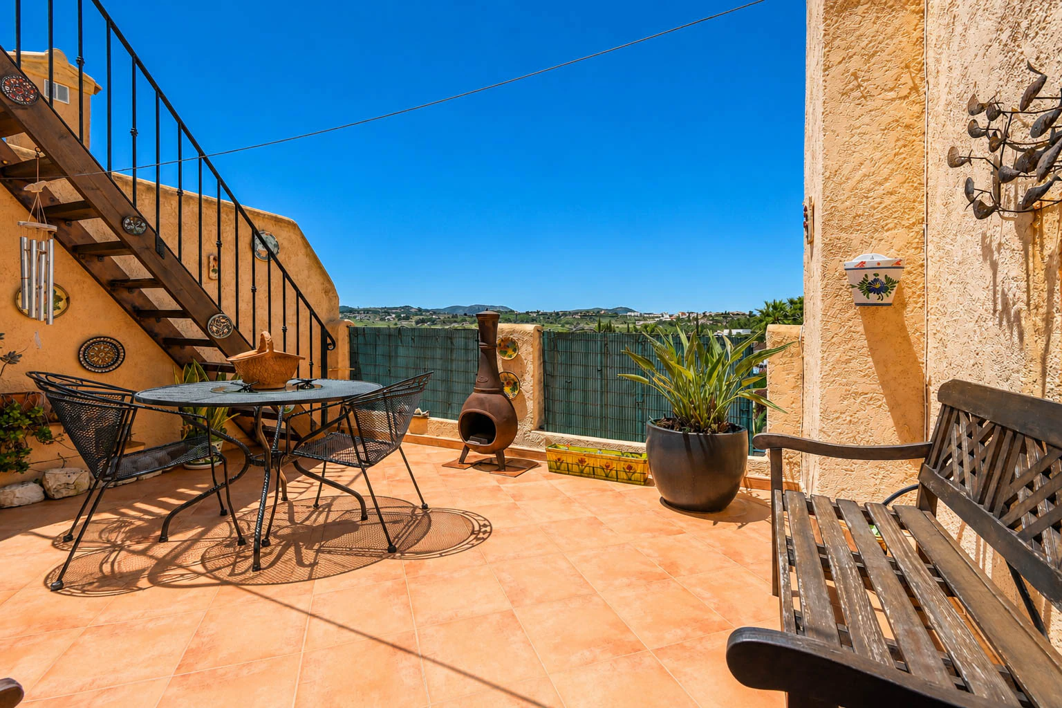 3 HABITACIONES, 2 BAÑOS, PISCINA, VISTAS ABIERTAS