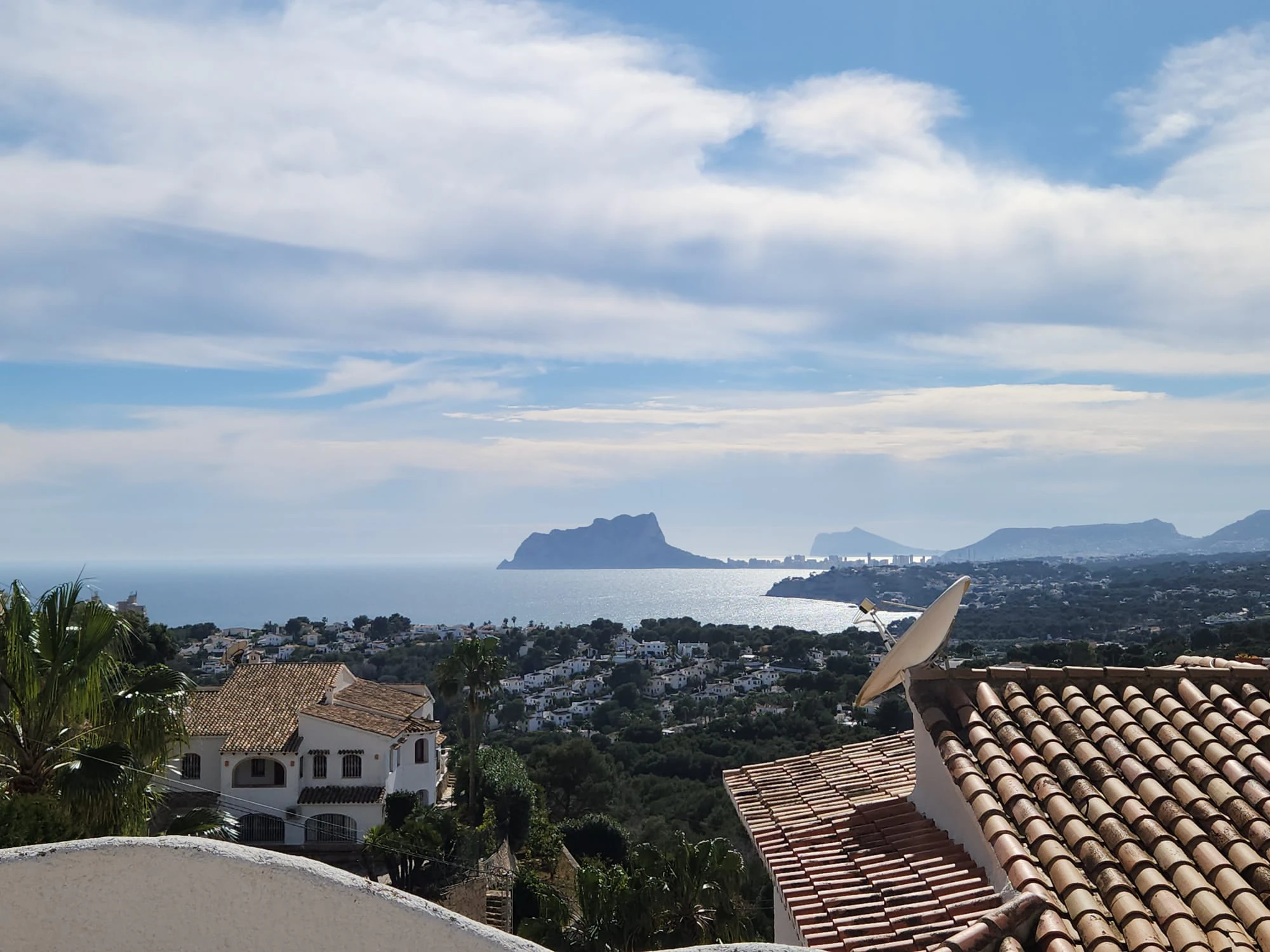 Villa Ibicenca con vistas al mar en Moraira El Portet Costa Blanca