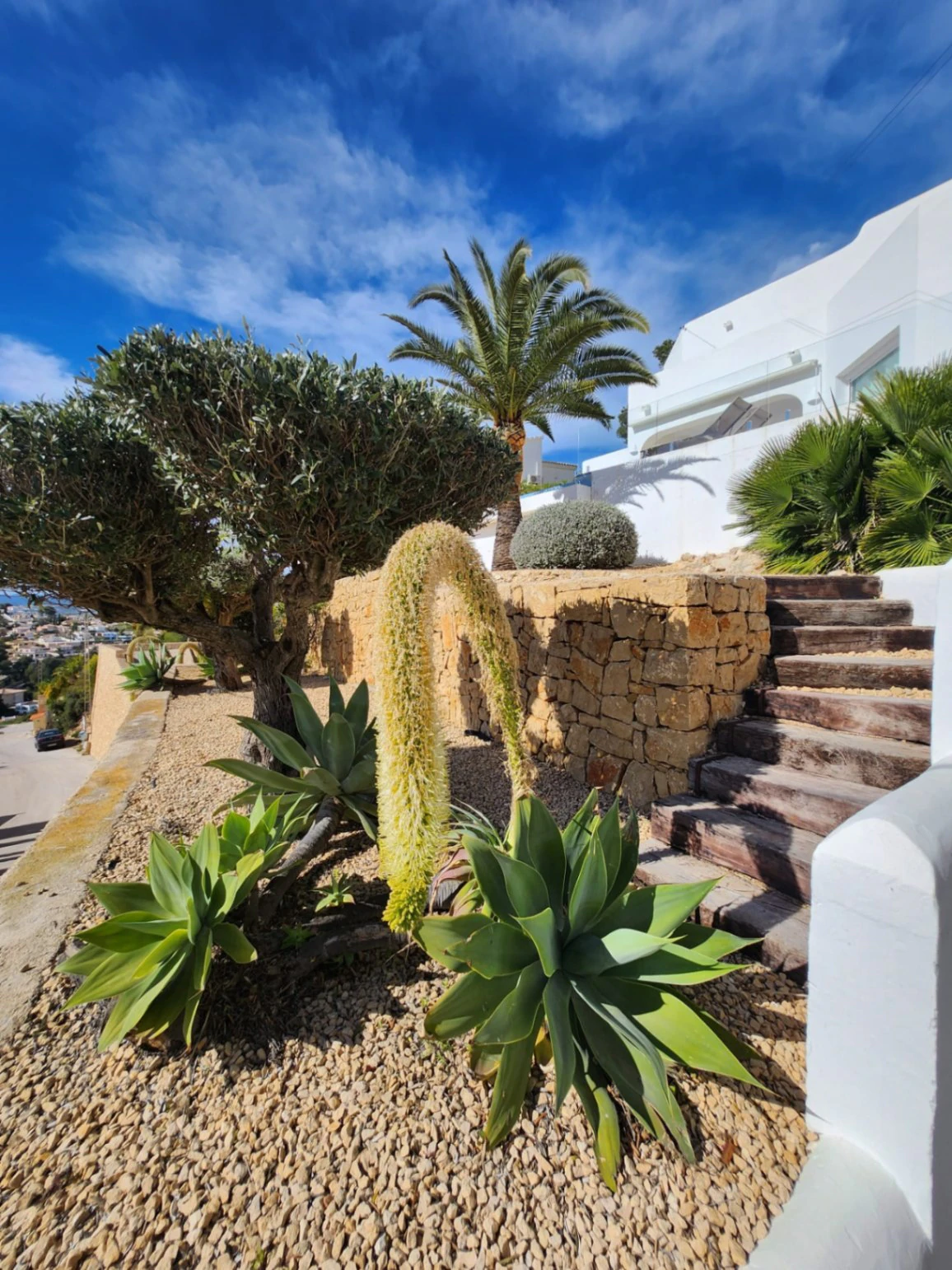 Villa Ibicenca con vistas al mar en Moraira El Portet Costa Blanca