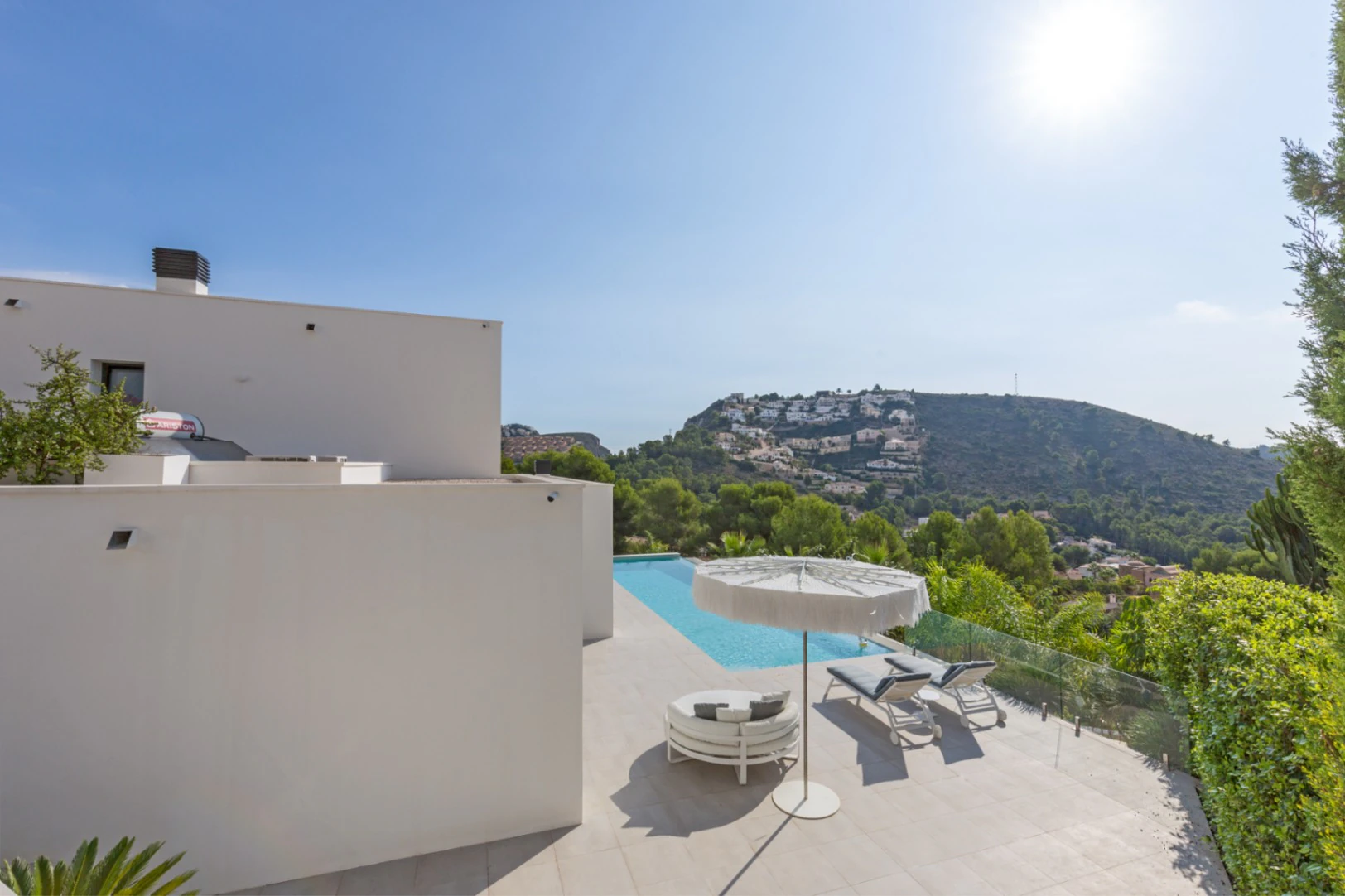 Preciosa Villa Moderna con vistas al mar en Moraira El Portet Costa Blanca - Imagen 23