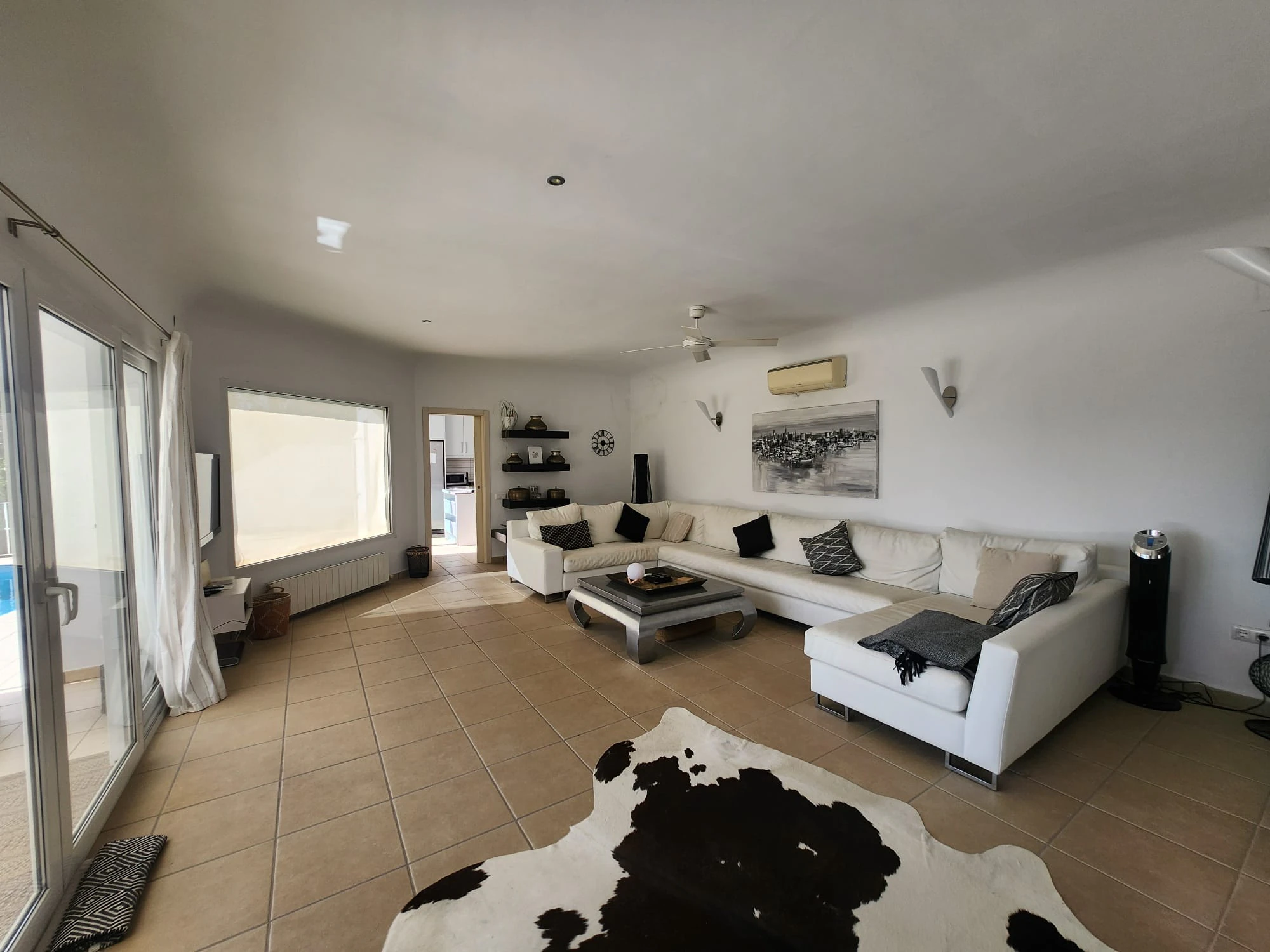 Villa Ibicenca con vistas al mar en Moraira El Portet Costa Blanca