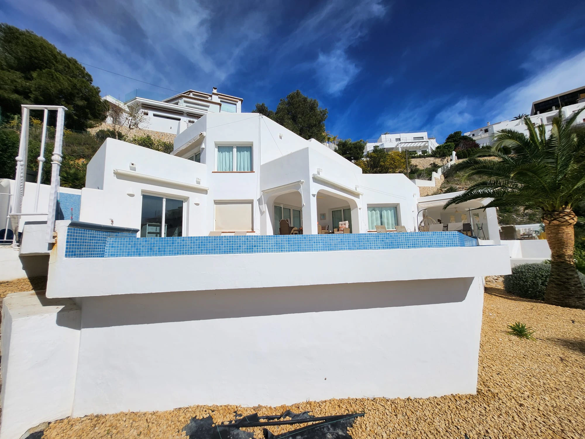 Villa Ibicenca con vistas al mar en Moraira El Portet Costa Blanca