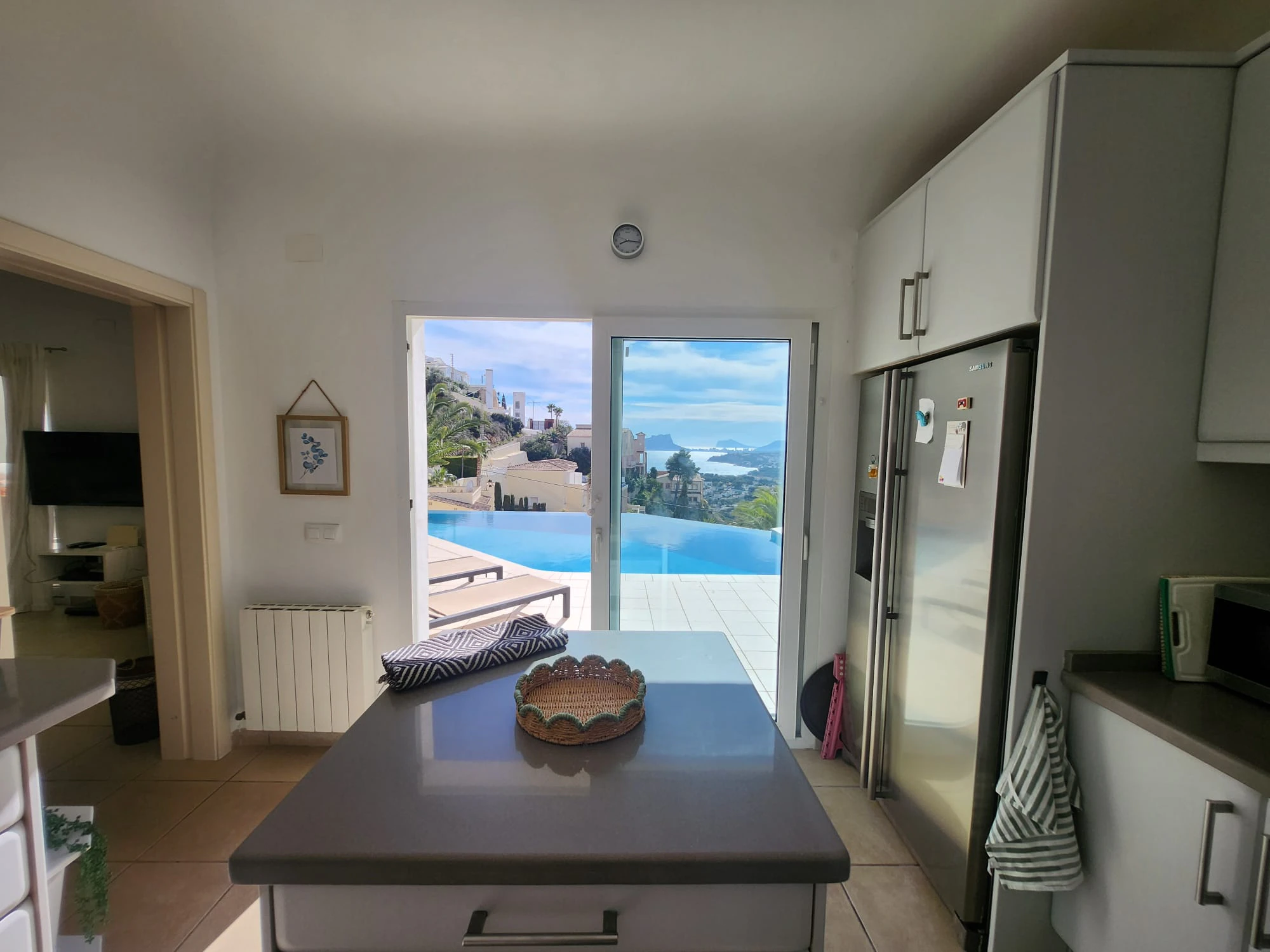 Villa Ibicenca con vistas al mar en Moraira El Portet Costa Blanca