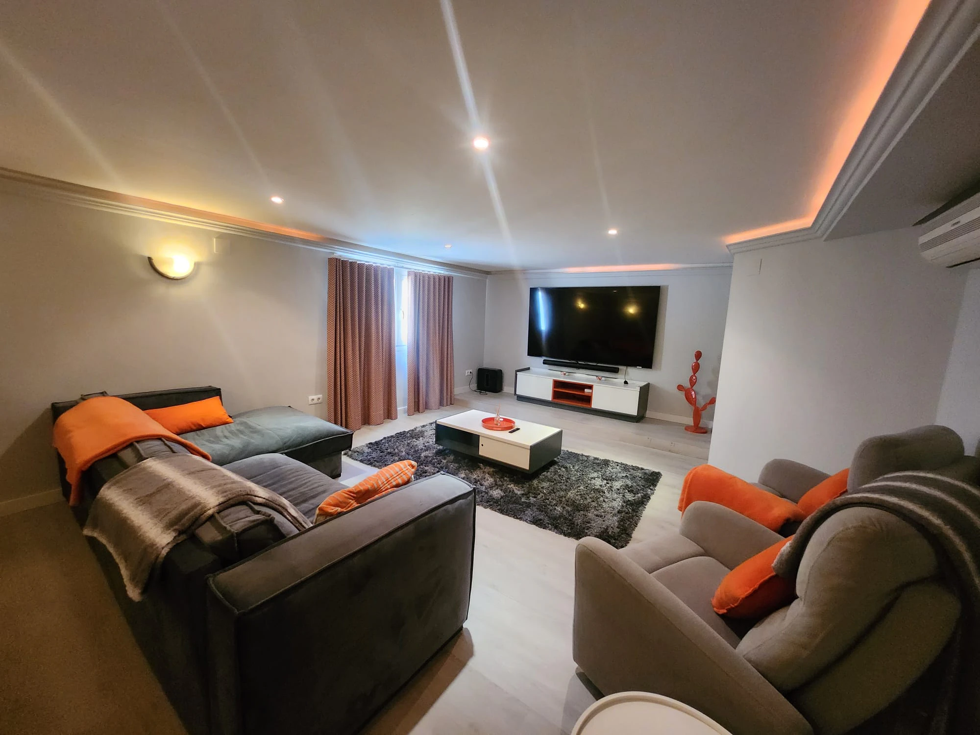 Villa Ibicenca con vistas al mar en Moraira El Portet Costa Blanca