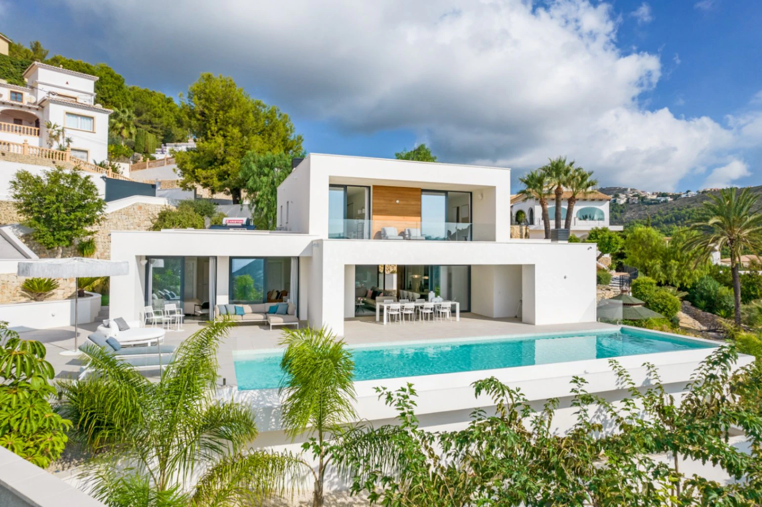 Preciosa Villa Moderna con vistas al mar en Moraira El Portet Costa Blanca - Imagen 2