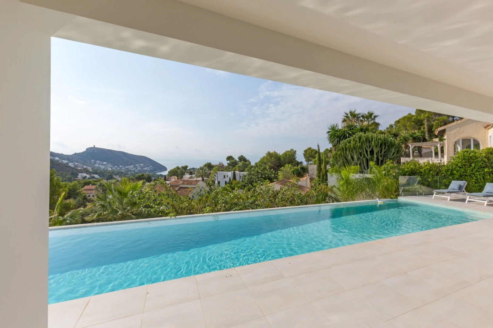 Preciosa Villa Moderna con vistas al mar en Moraira El Portet Costa Blanca - Imagen 22