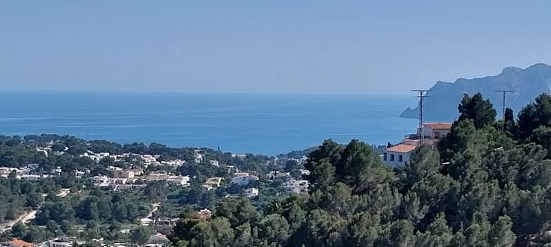 Descubriendo el Encanto de Moraira y sus Parcelas Urbanizables