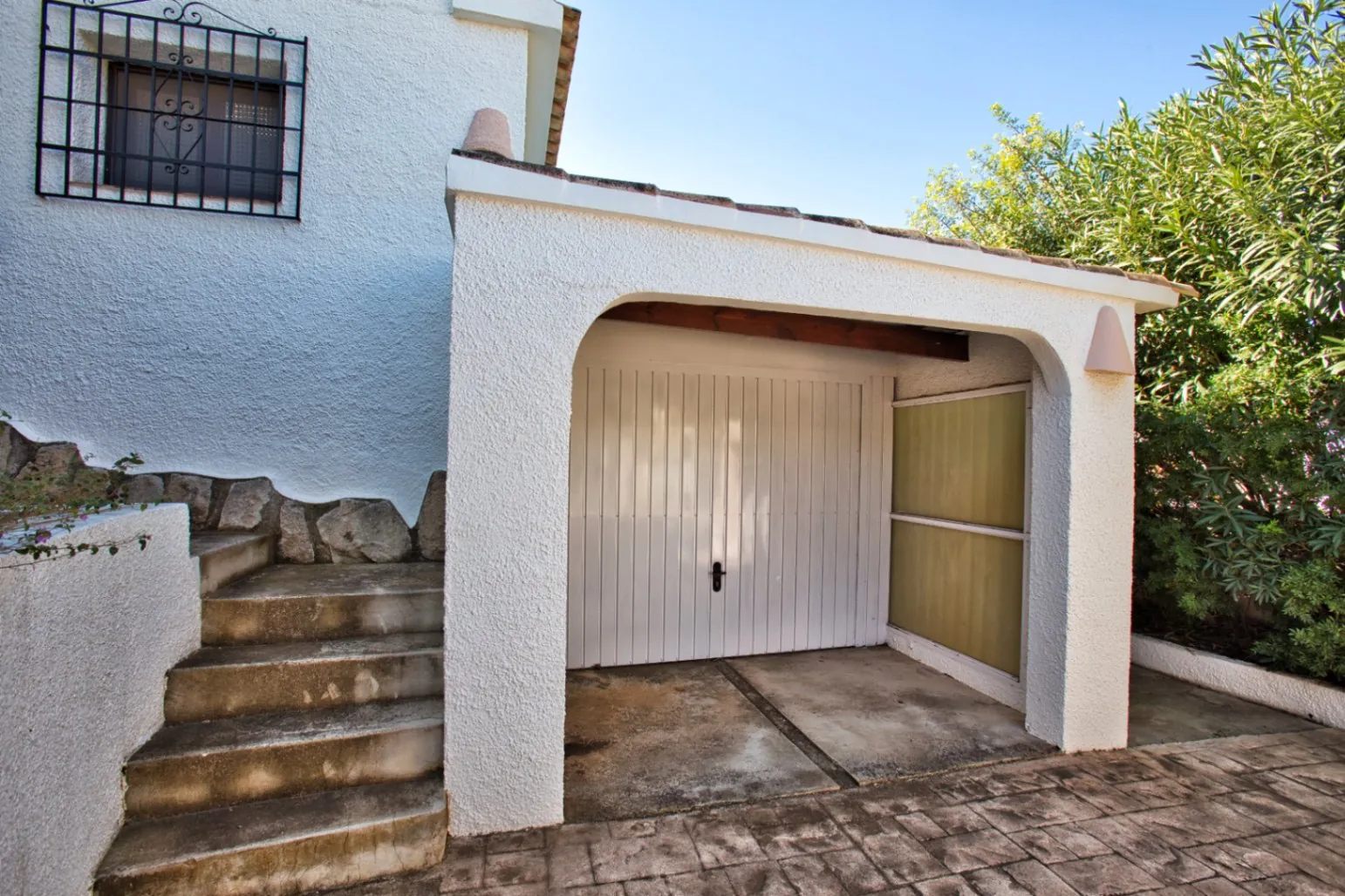 Villa tradicional con vistas al mar en venta en Benissa