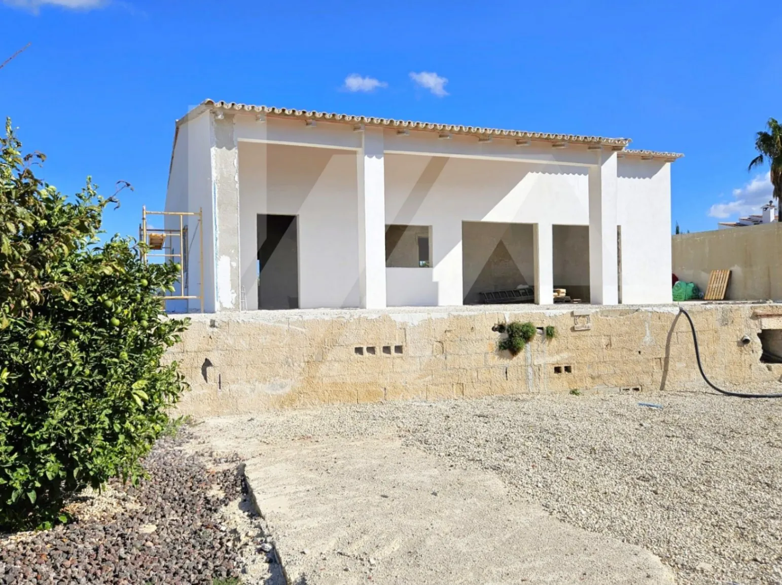 Finca en venta con vistas al mar en Benissa. Costa Blanca.