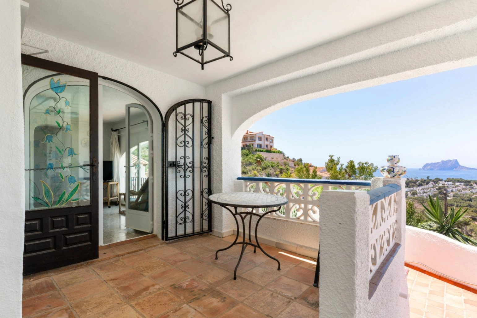 Villa a la  venta con espectaculares vistas al mar