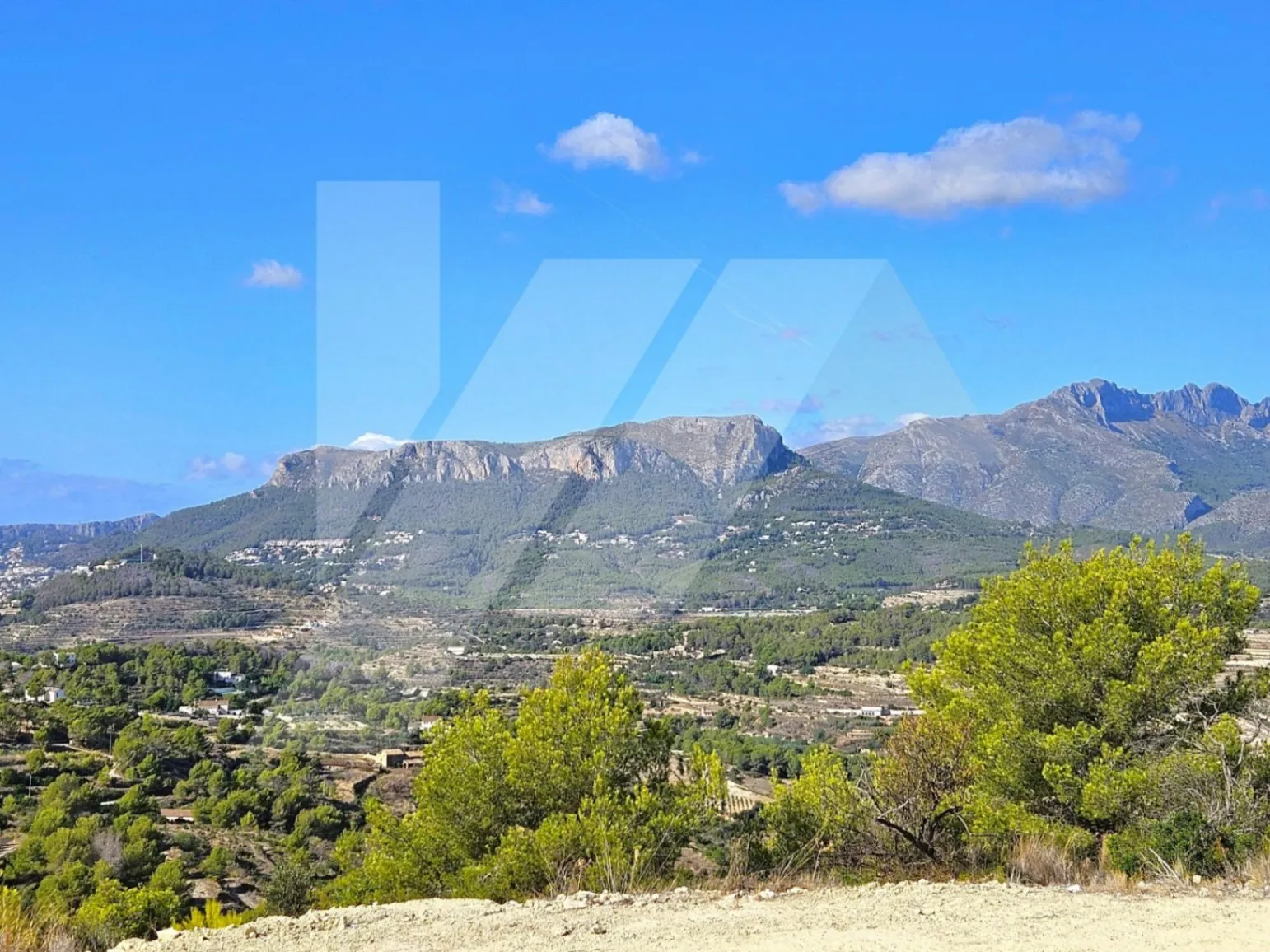 Finca en venta con vistas al mar en Benissa. Costa Blanca.