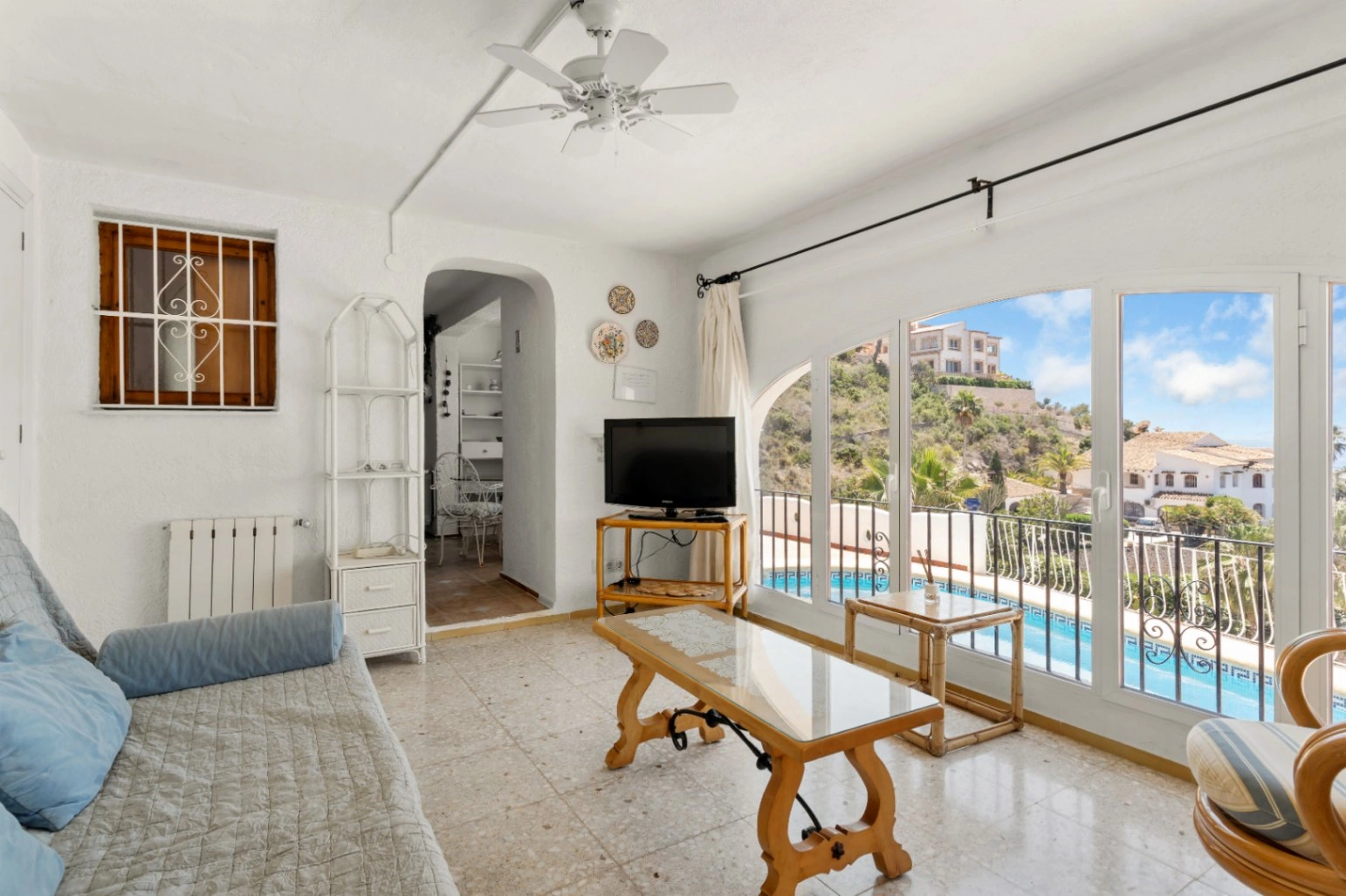 Villa a la  venta con espectaculares vistas al mar