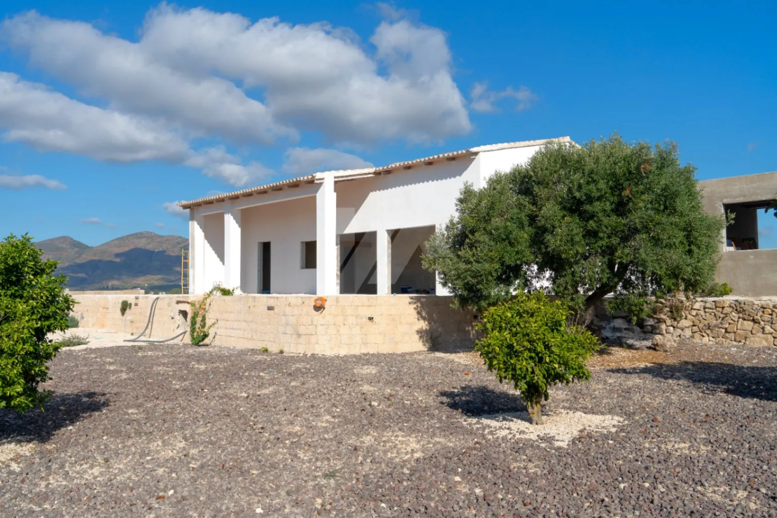 Finca en venta con vistas al mar en Benissa. Costa Blanca.