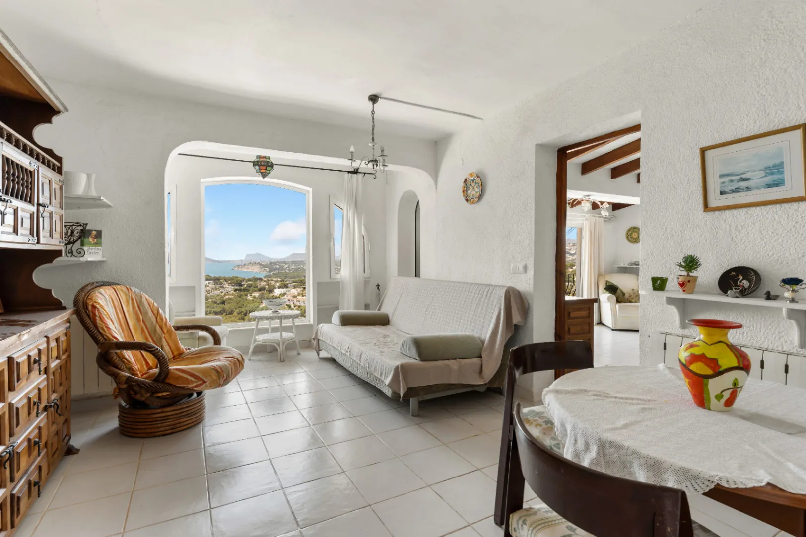 Villa a la  venta con espectaculares vistas al mar