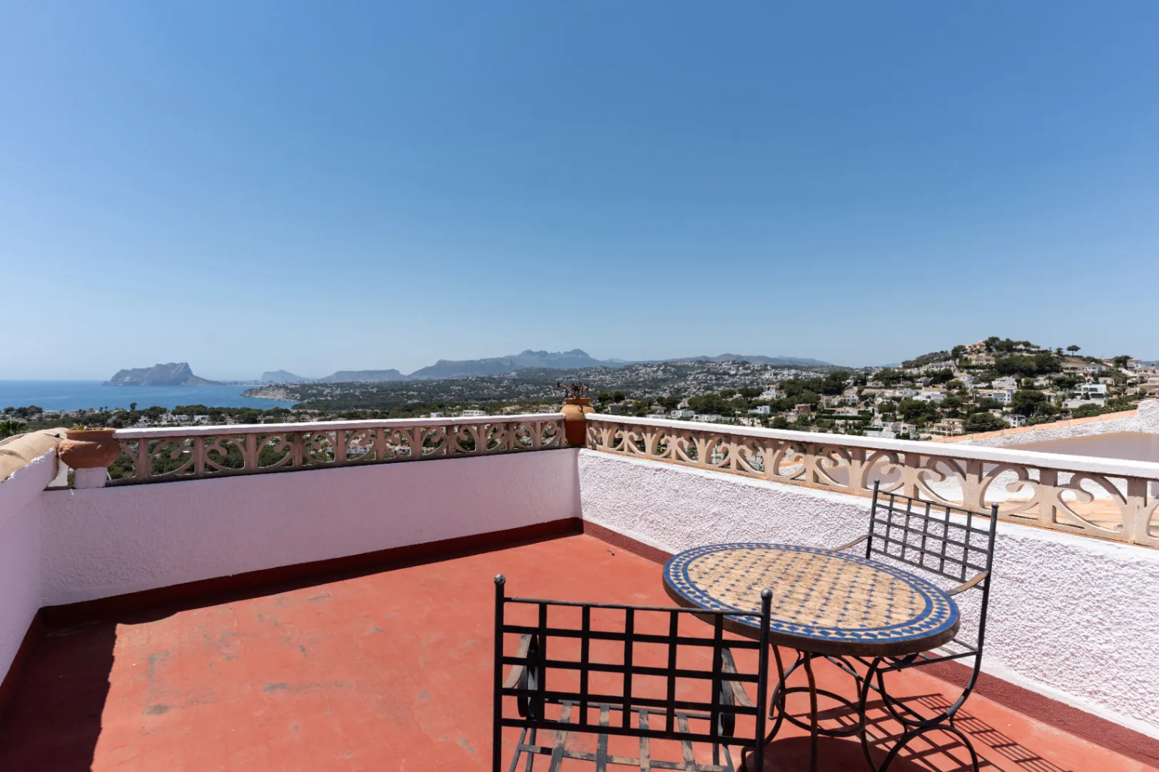 Villa a la  venta con espectaculares vistas al mar