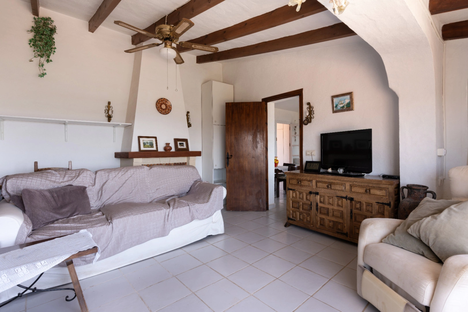 Villa a la  venta con espectaculares vistas al mar