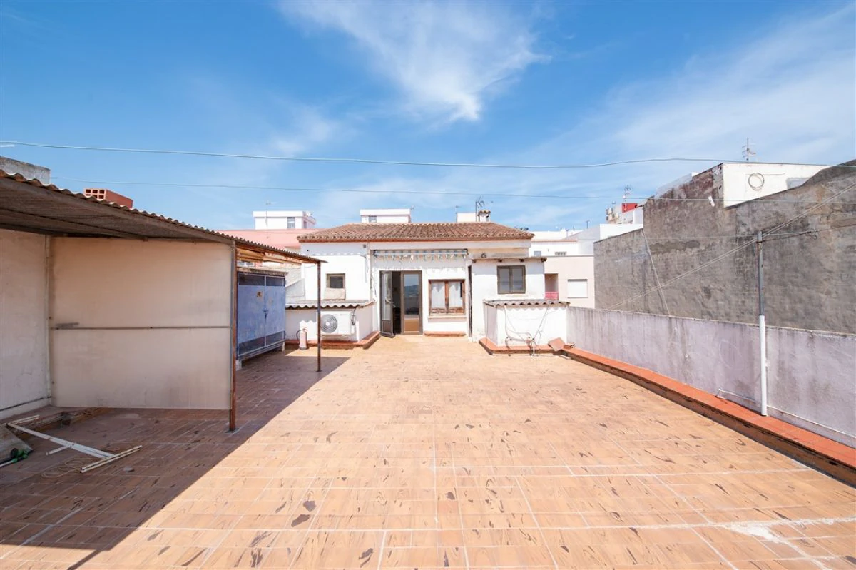 Venta. Casa de pueblo en Teulada