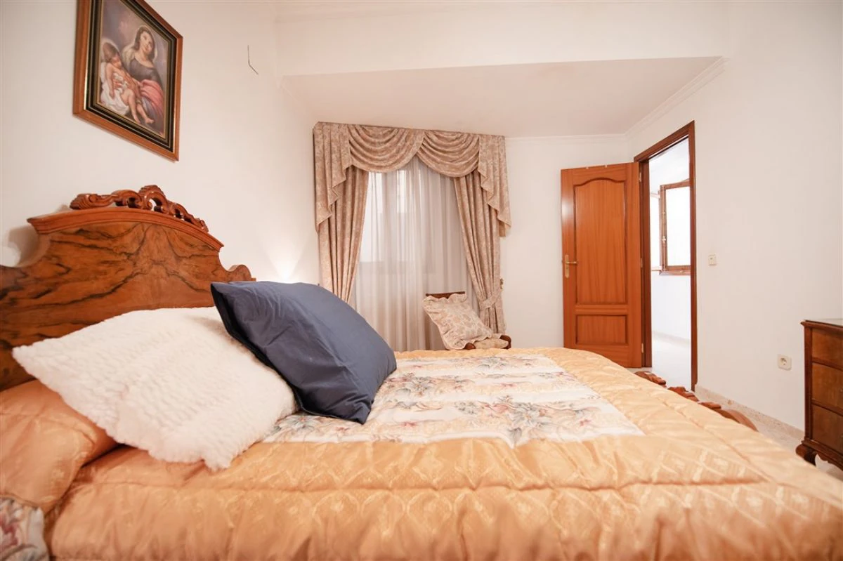 Venta. Casa de pueblo en Teulada