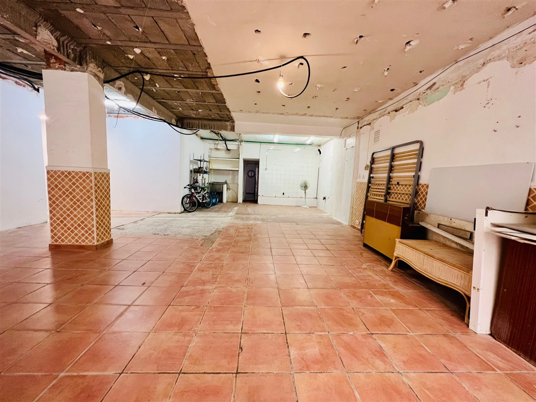 Venta. Local comercial en Calpe