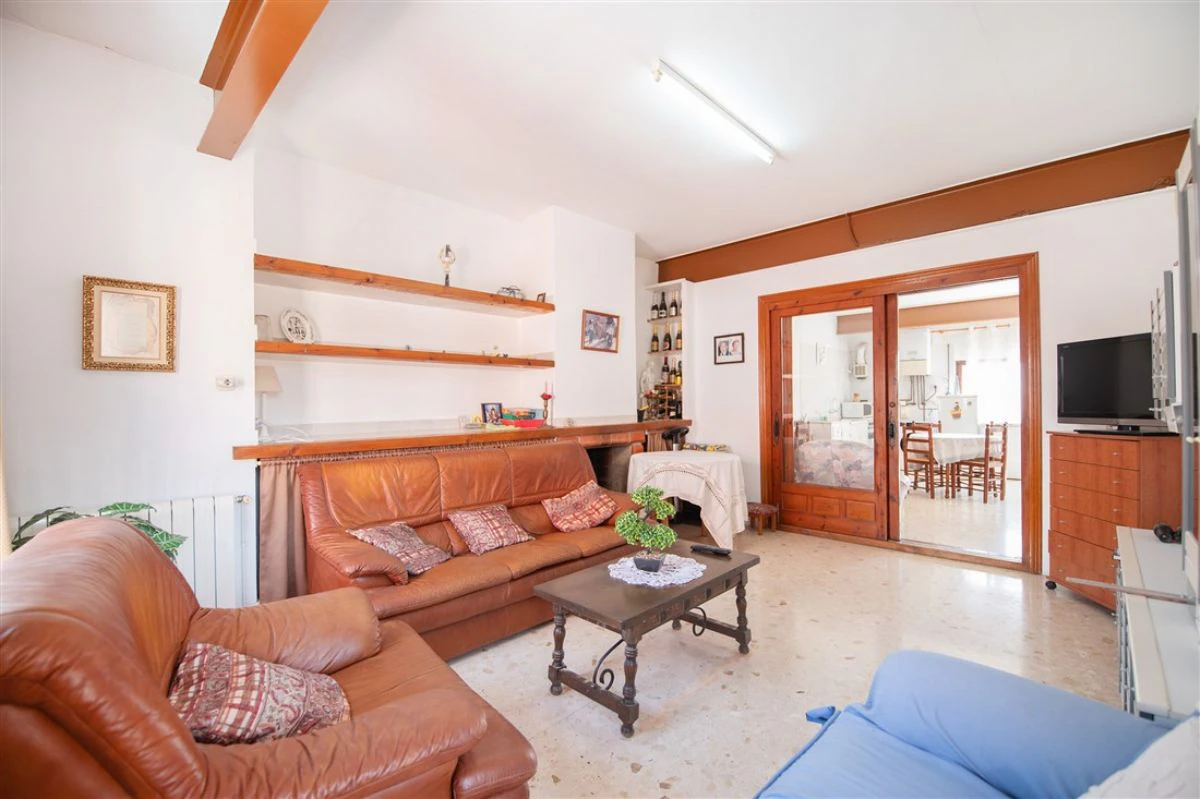 Venta. Casa de pueblo en Teulada