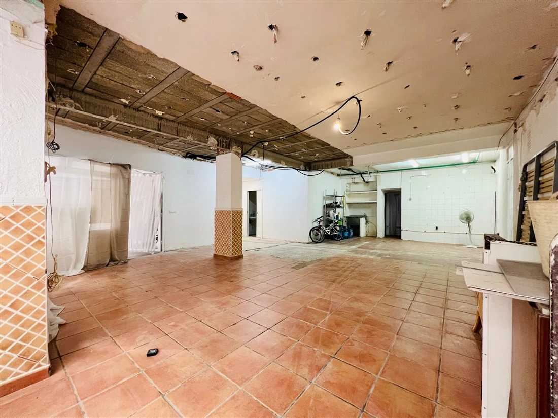 Venta. Local comercial en Calpe