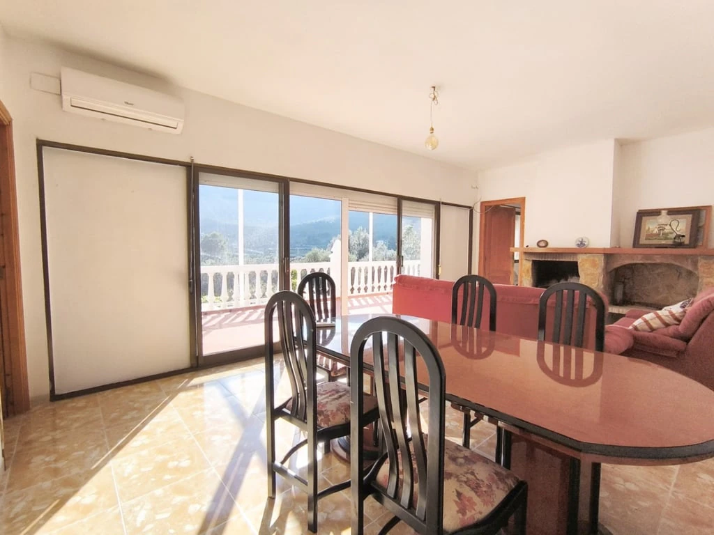 Chalet/Villa en venta en Parcent