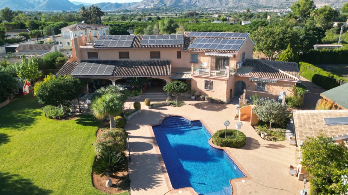 Chalet/Villa en venta en Pedreguer