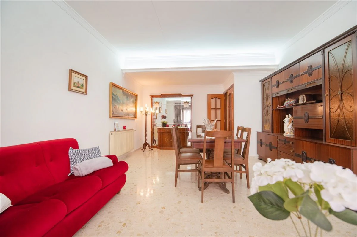 Venta. Casa de pueblo en Teulada