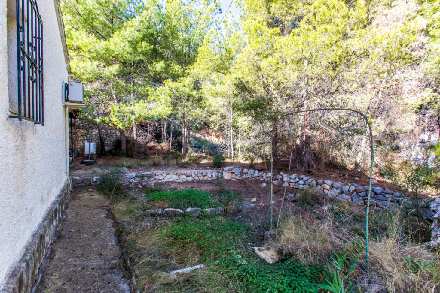 Villa con vistas al mar y terreno adicional en venta en Calpe