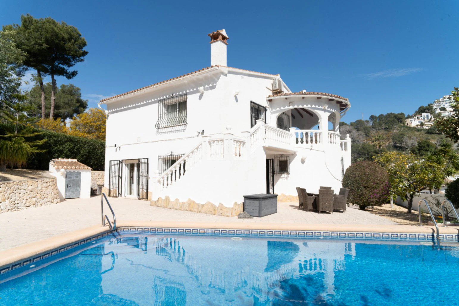 Villa mediterránea en venta en el Portet con vistas al mar - 2