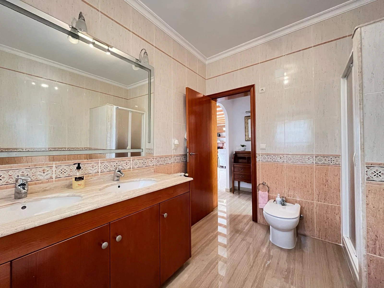 Exclusiva Villa Mediterránea con Jardín Privado y Piscina en Beniarbeig, Costa Blanca