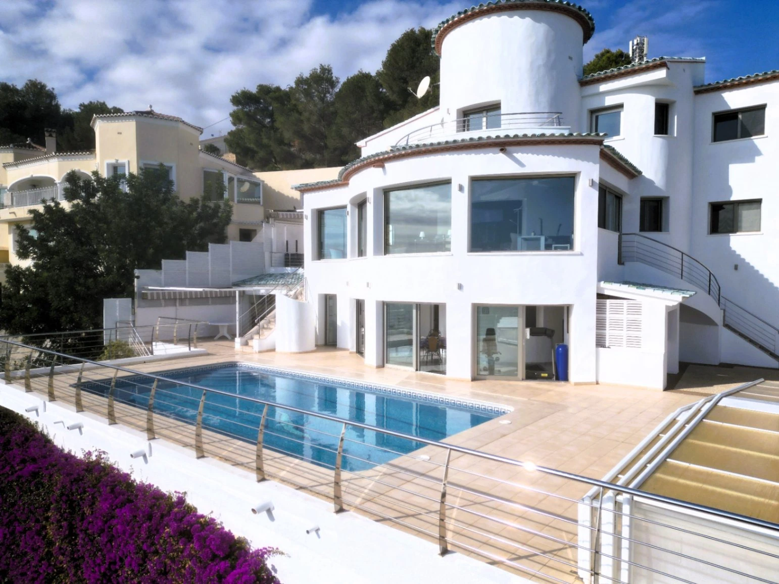 Villa de lujo a la venta en Calpe con vistas impresionantes al Peñón de Ifach
