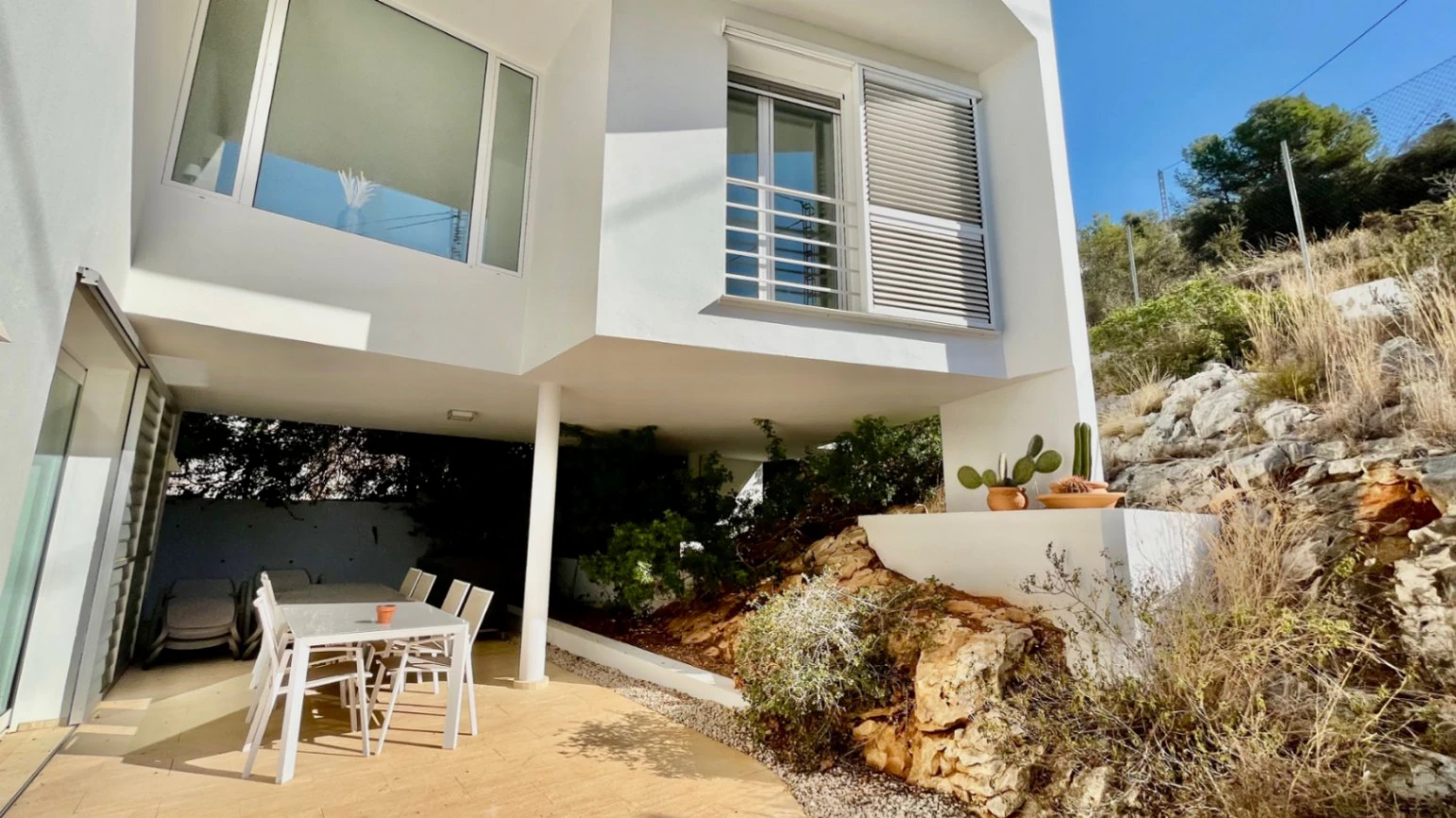 Esplendida villa moderna a la venta en El Portet, Moraira