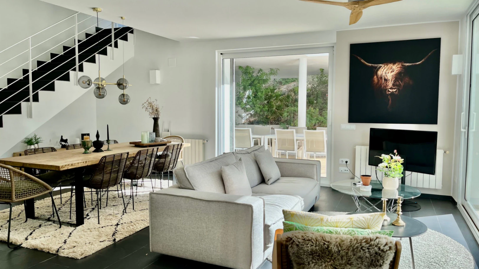 Prachtige moderne villa te koop in El Portet, Moraira