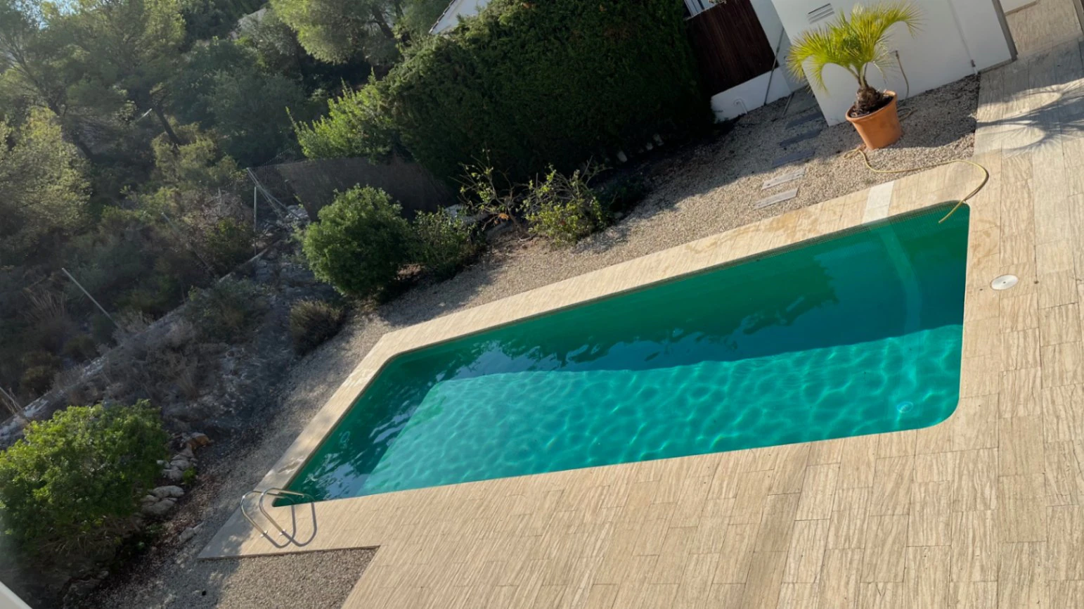 Prachtige moderne villa te koop in El Portet, Moraira