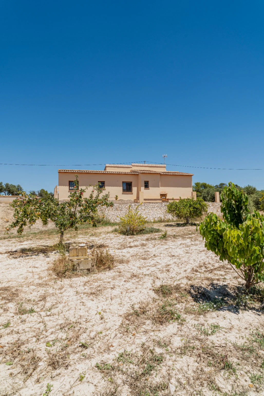 Fantastic estate for sale with sea views in Benissa.