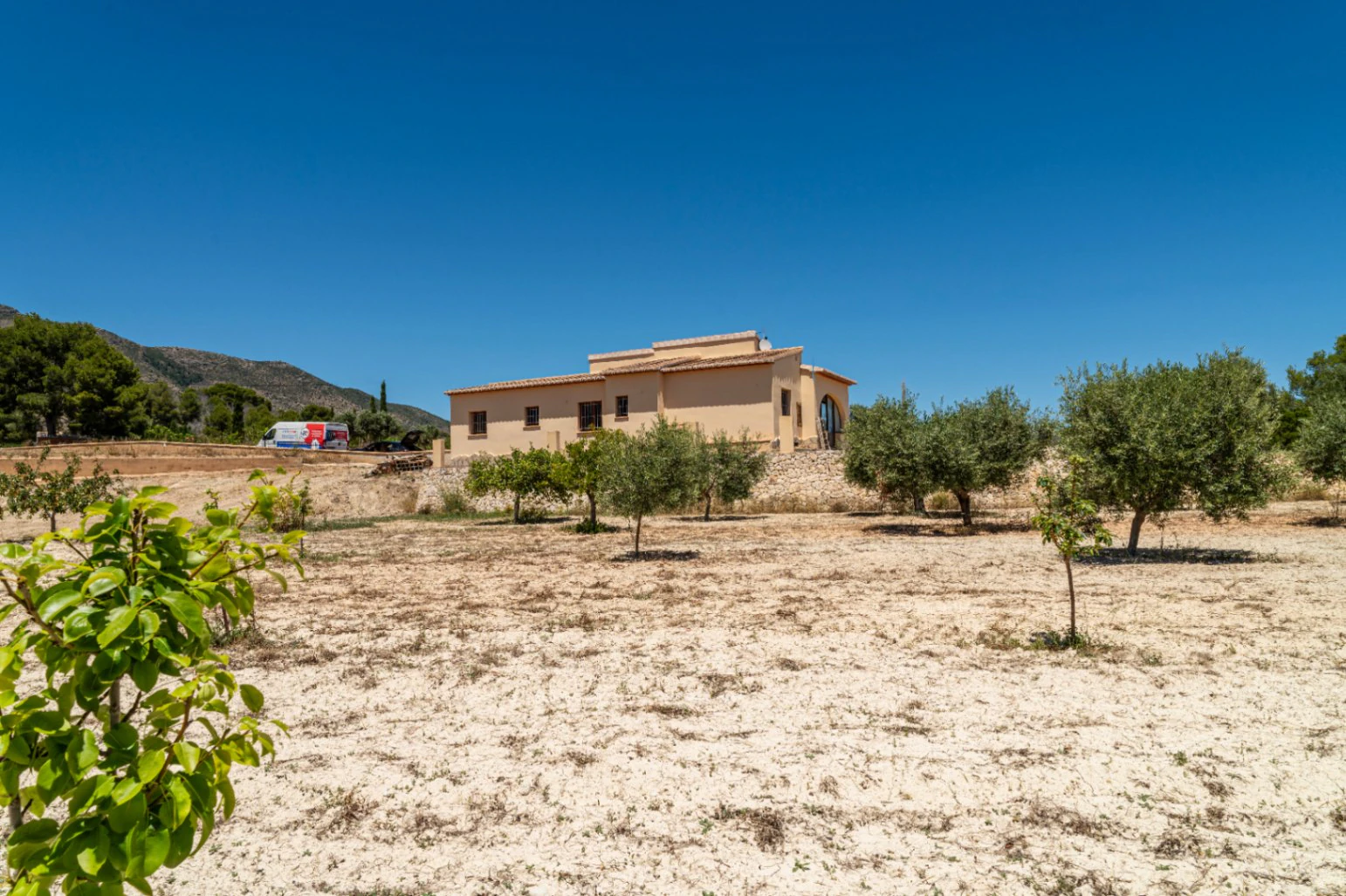 Fantastic estate for sale with sea views in Benissa.
