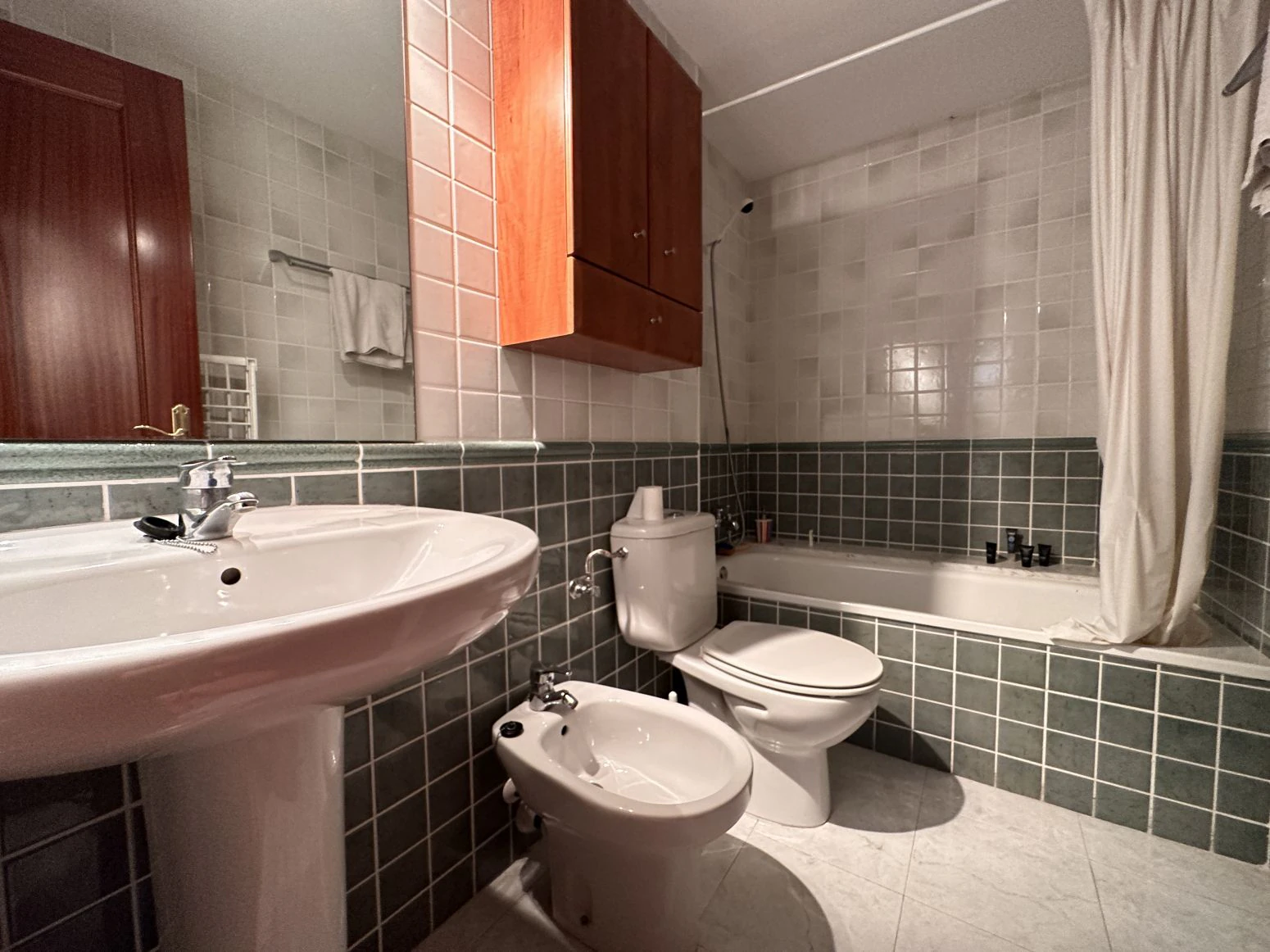 Grandioso piso de 4 habitaciones cerca del centro de Figuere