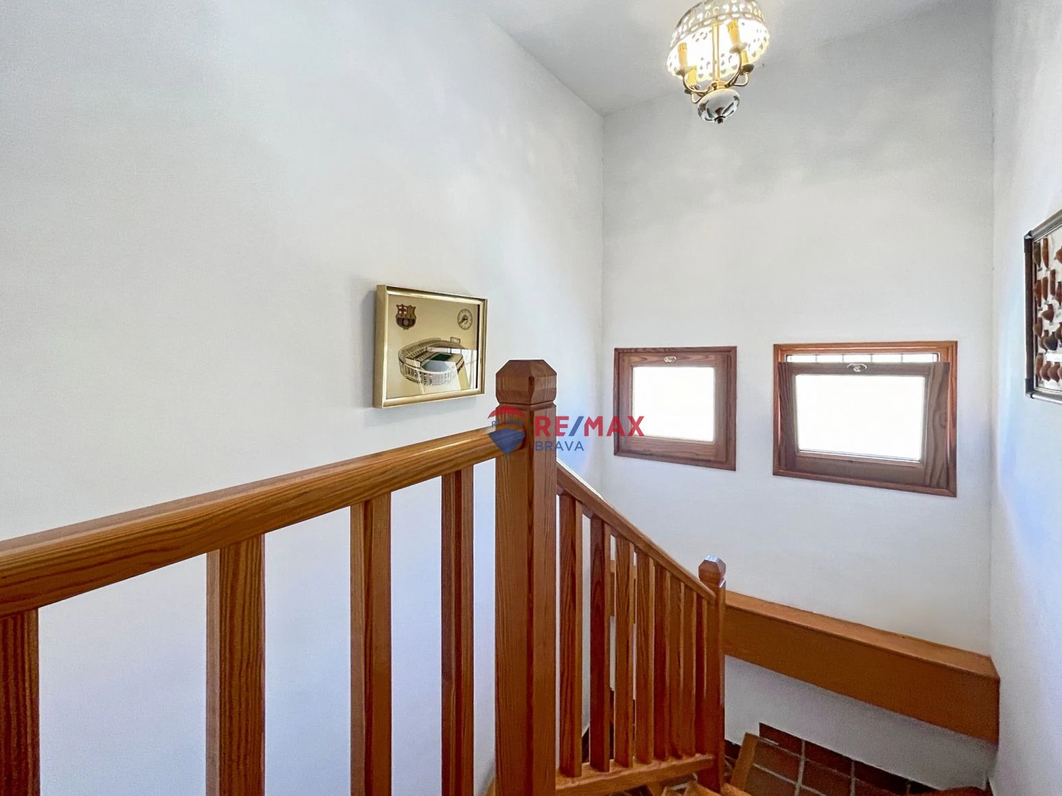 Villa de 4 habitaciones, ubicada en urbanización tranquila