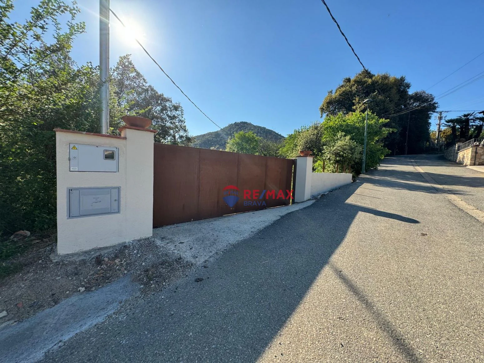 Finca en venta a Llora en Girona , en el pueblo de Sant Mart