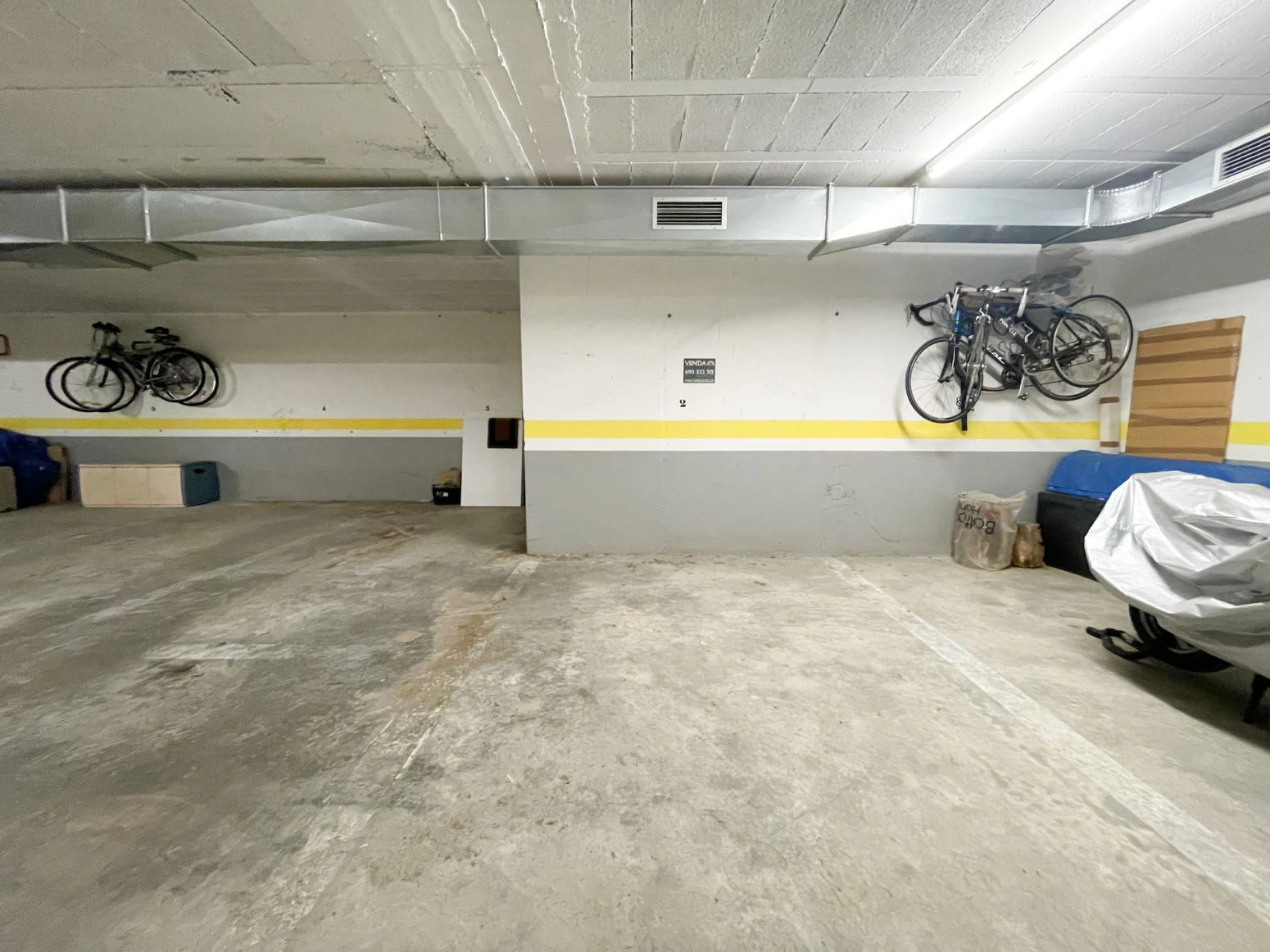 Palau Saverdera, centro: Parking a la venta