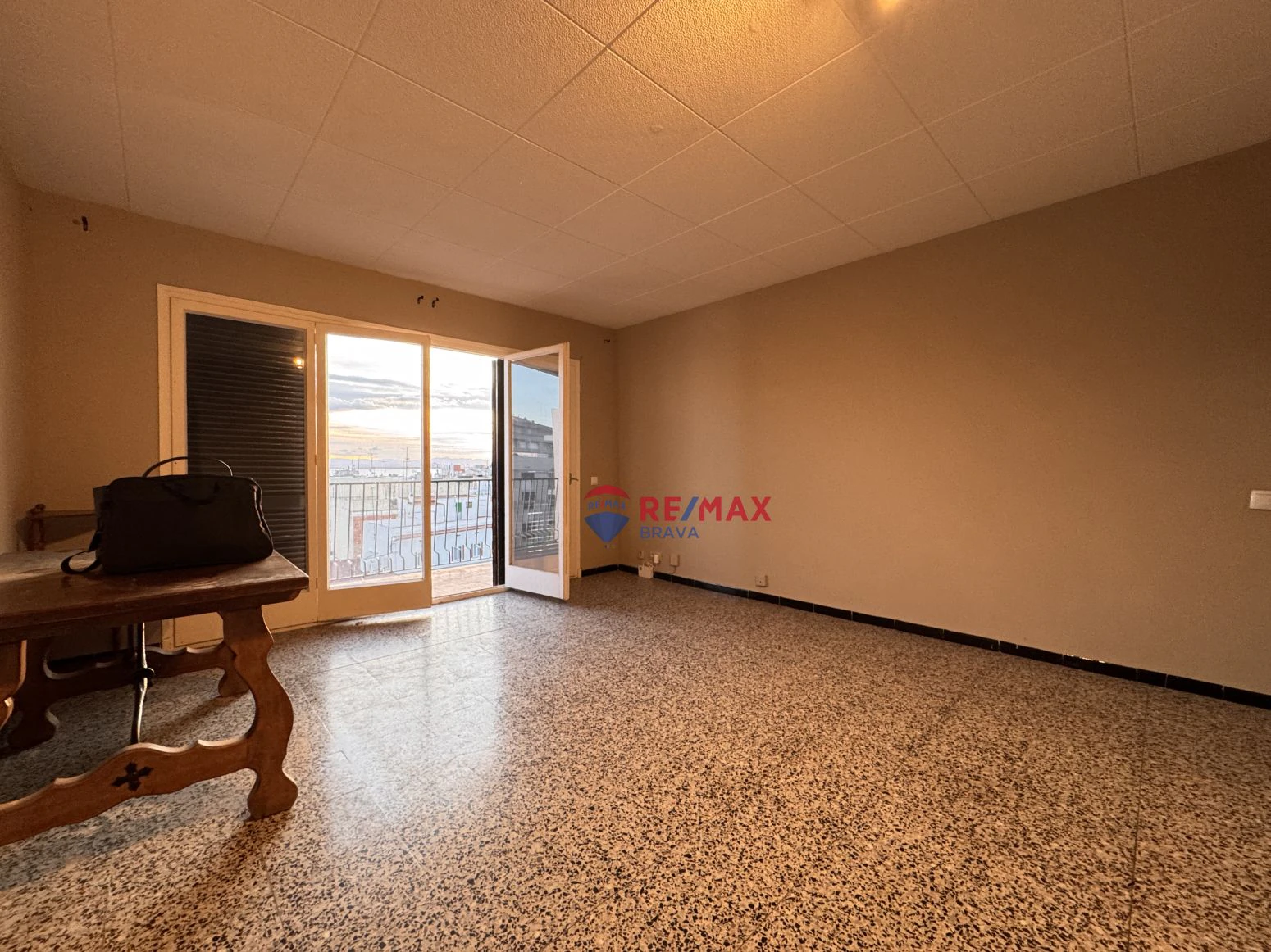 Apartamento con vistas a solo 200 metros de la playa, en el