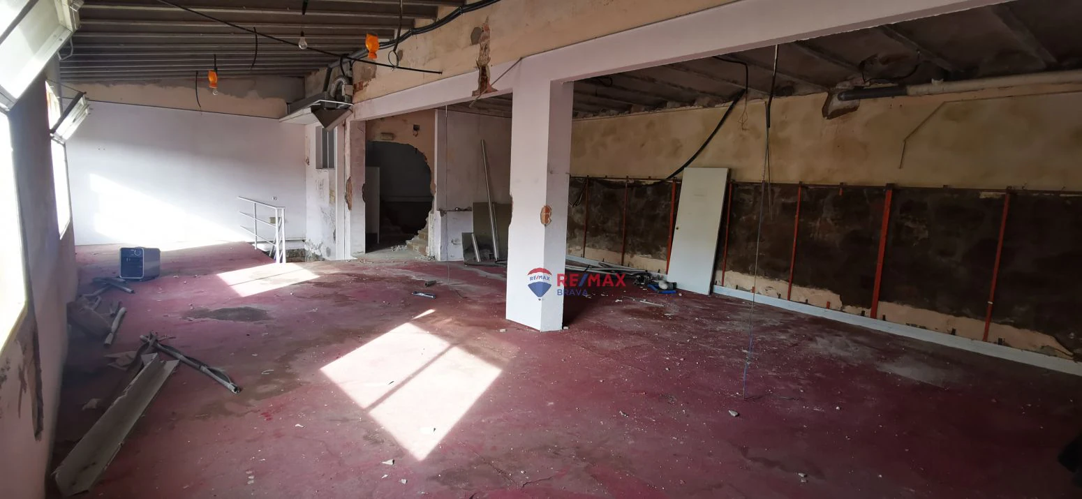 Edificio en venta a Girona en Sant Hilary Sacalm