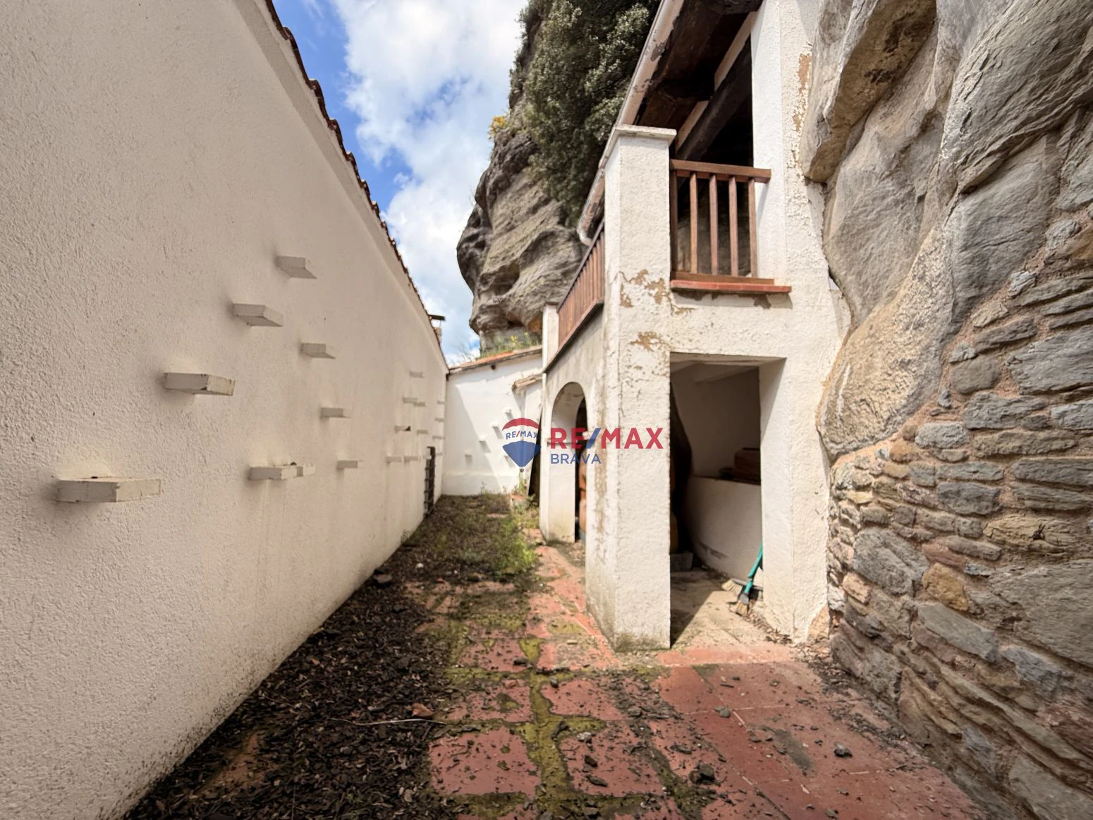 Casa de piedra de 3 habitaciones en Rupit i Pruit